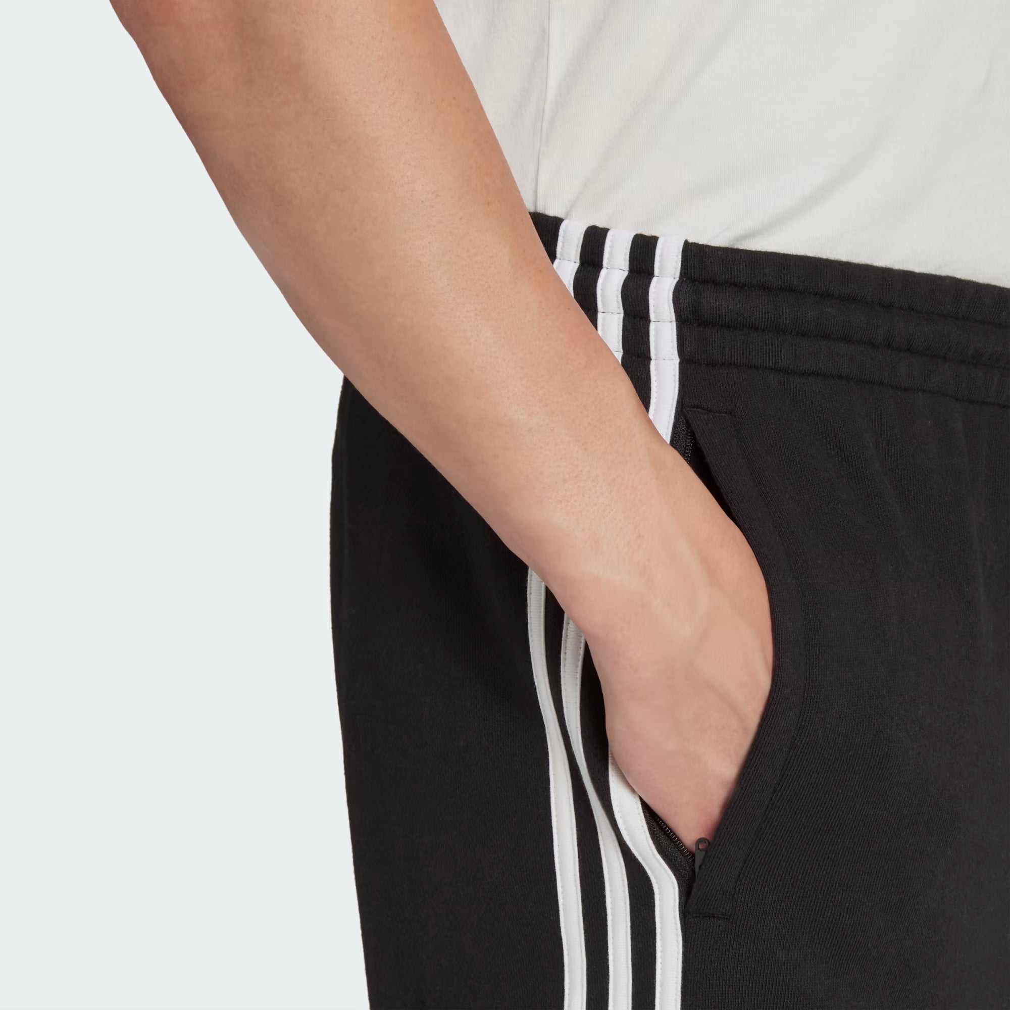 Adidas Adicolor Classics 3 Stripes Cargo Shorts - Men