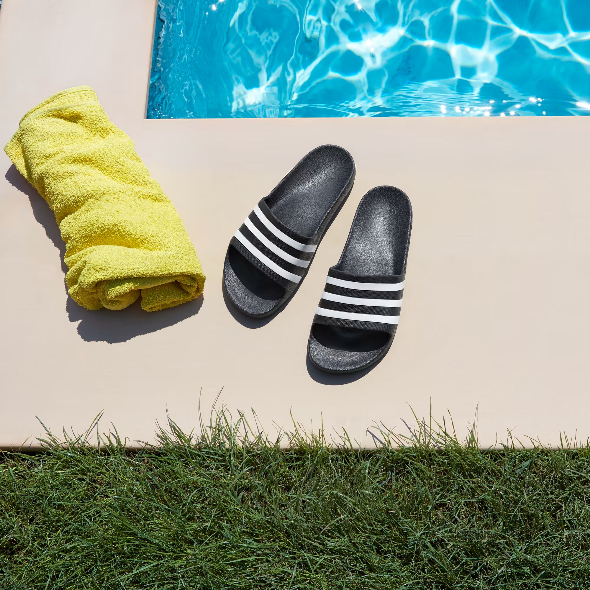 Adidas Adilette Aqua Slides - Men