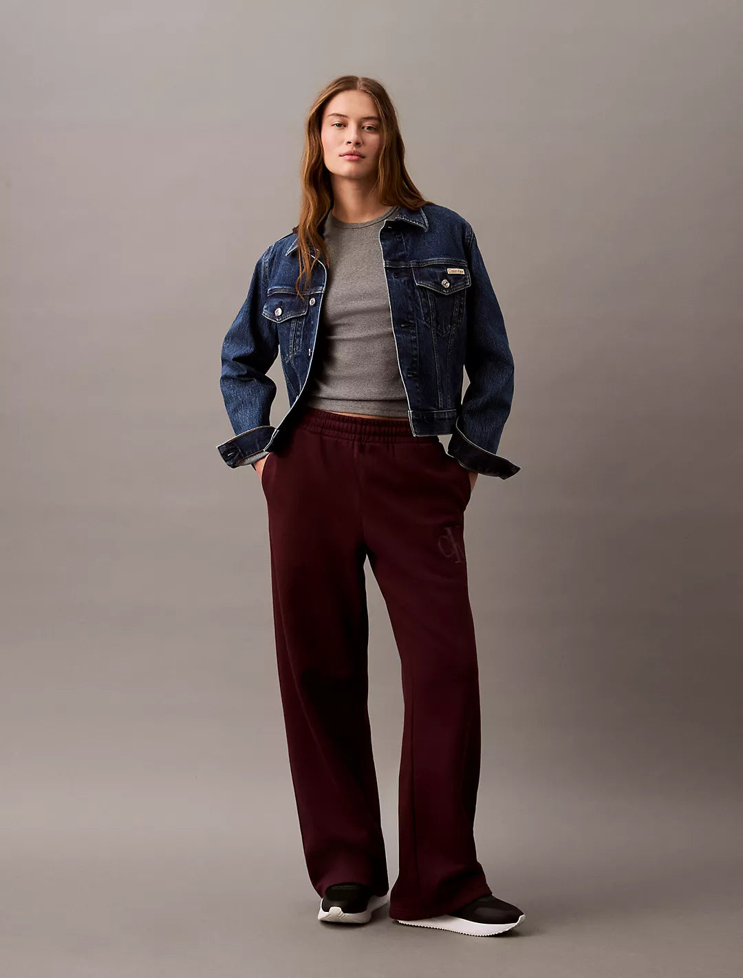 Calvin Klein Women Pants Cherrywood- Oshoplin