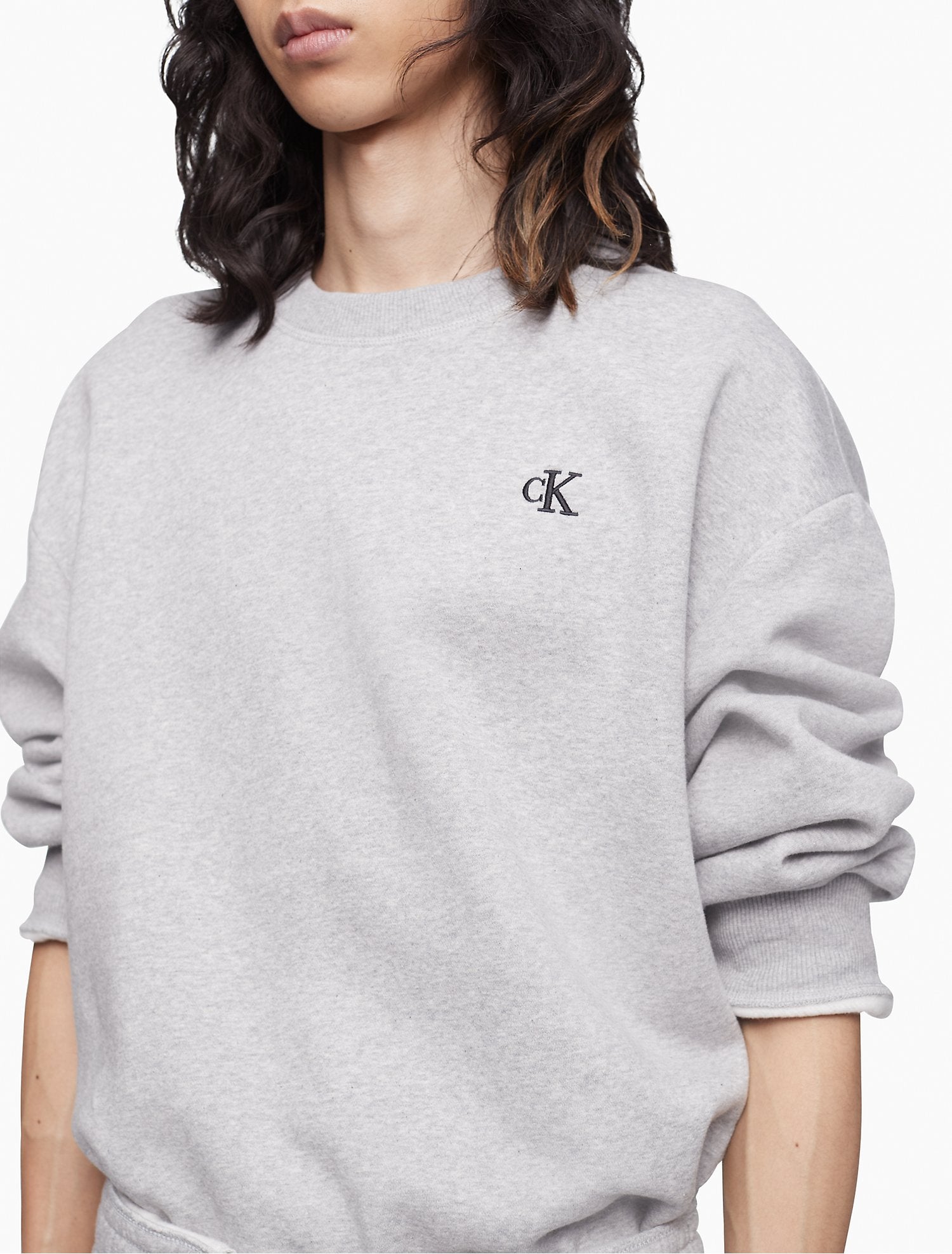 Calvin Klein Men's Relaxed Fit CK Logo Crewneck T-Shirt, Medium Grey  Heather