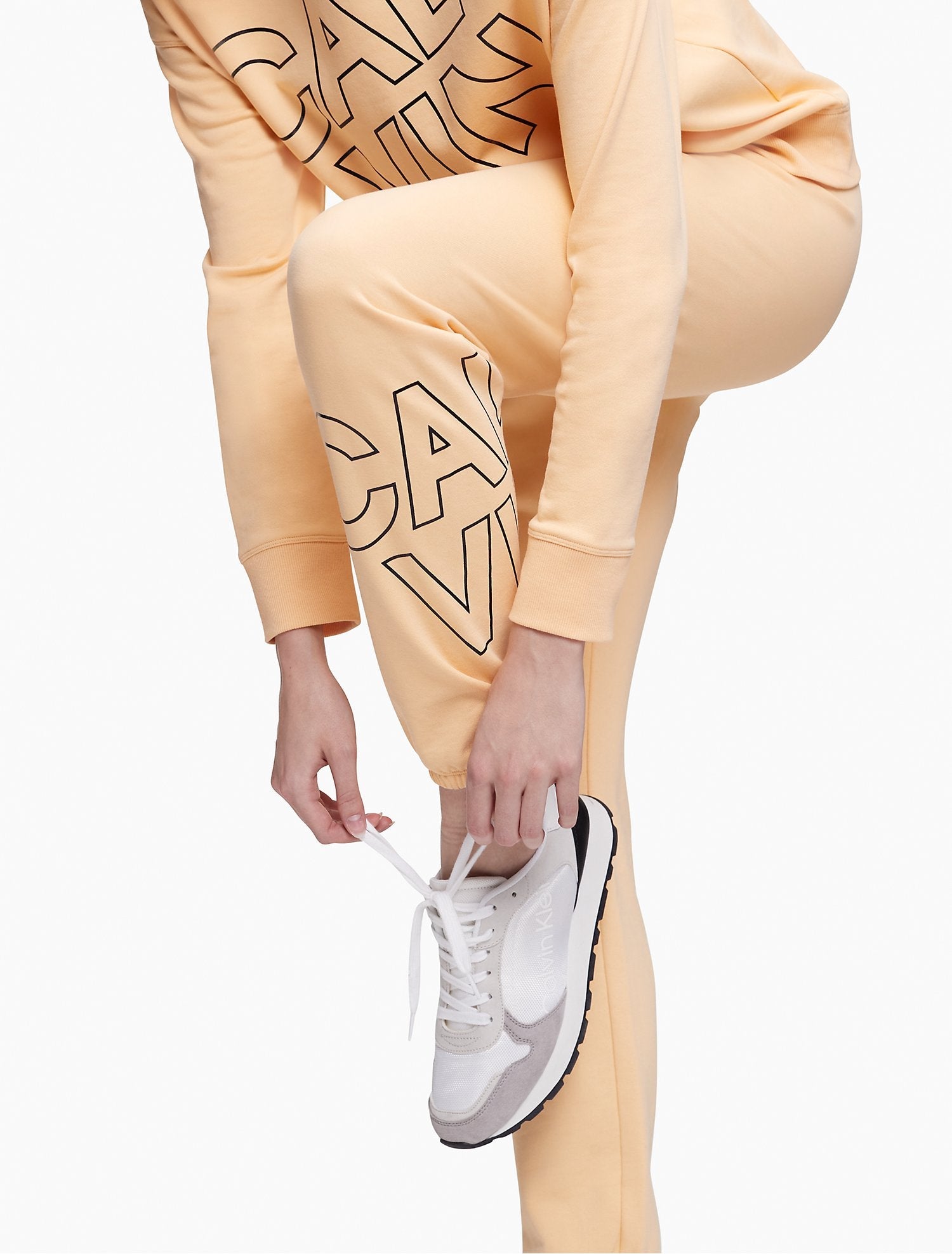 Calvin Klein Women Pants Sunstone- Oshoplin