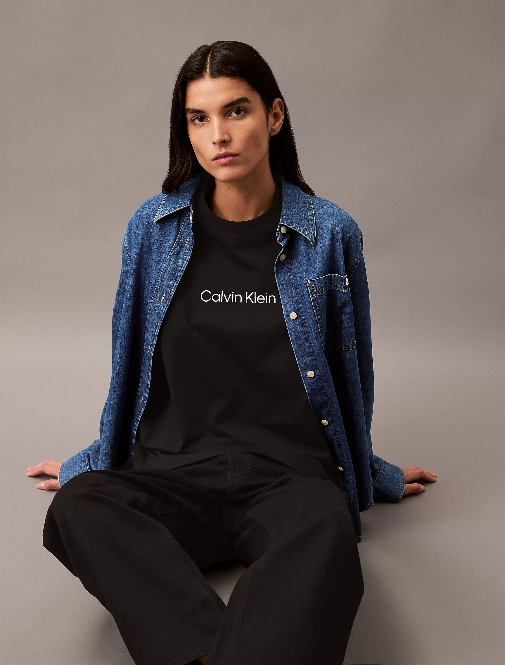 Calvin Klein Standard Logo Boxy Fit Crewneck Tshirt - Women