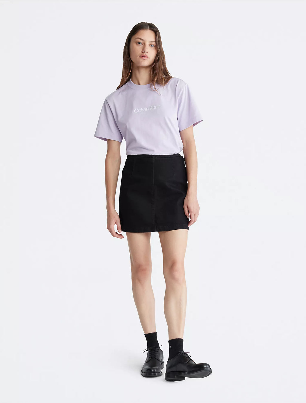 Calvin Klein Relaxed Fit Standard Logo Crewneck T-Shirt - Women