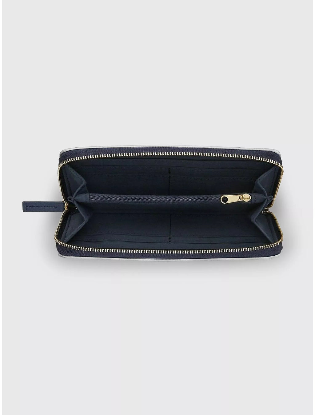 Tommy Hilfiger Stripe Zip Wallet - Women