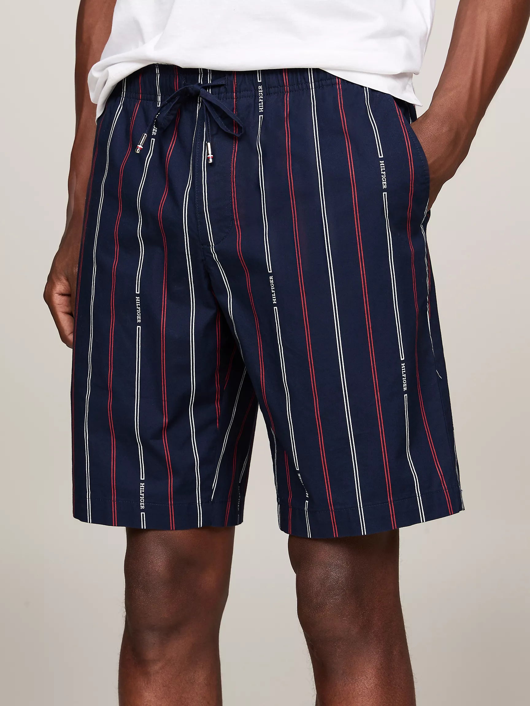 Tommy Hilfiger Men Shorts Carbon Navy- Oshoplin