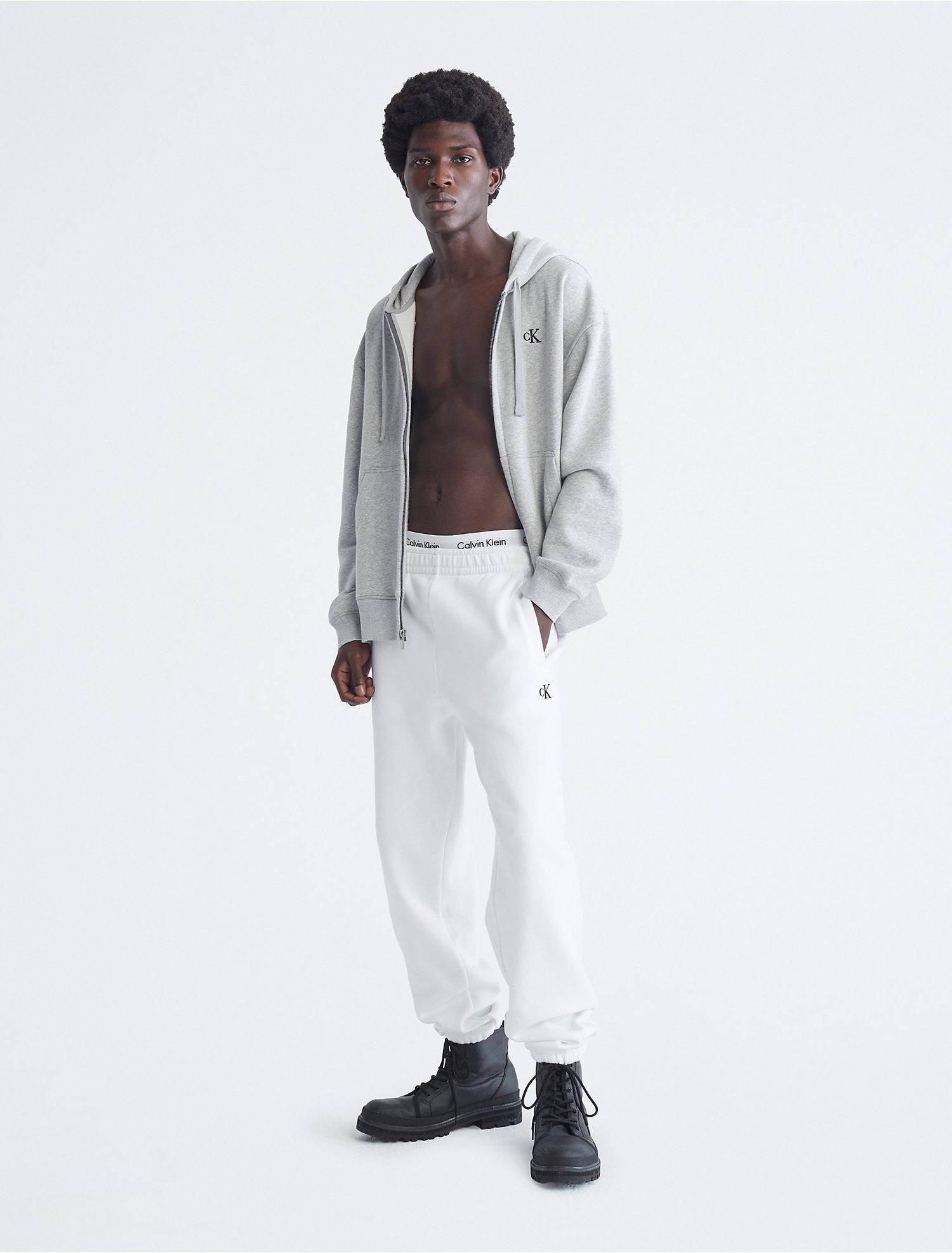 Calvin Klein Men Pants BrilliantWhite- Oshoplin