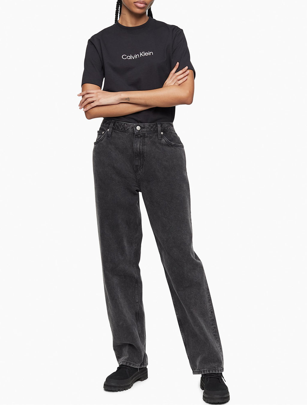 Calvin Klein Relaxed Fit Standard Logo Crewneck T-Shirt - Women