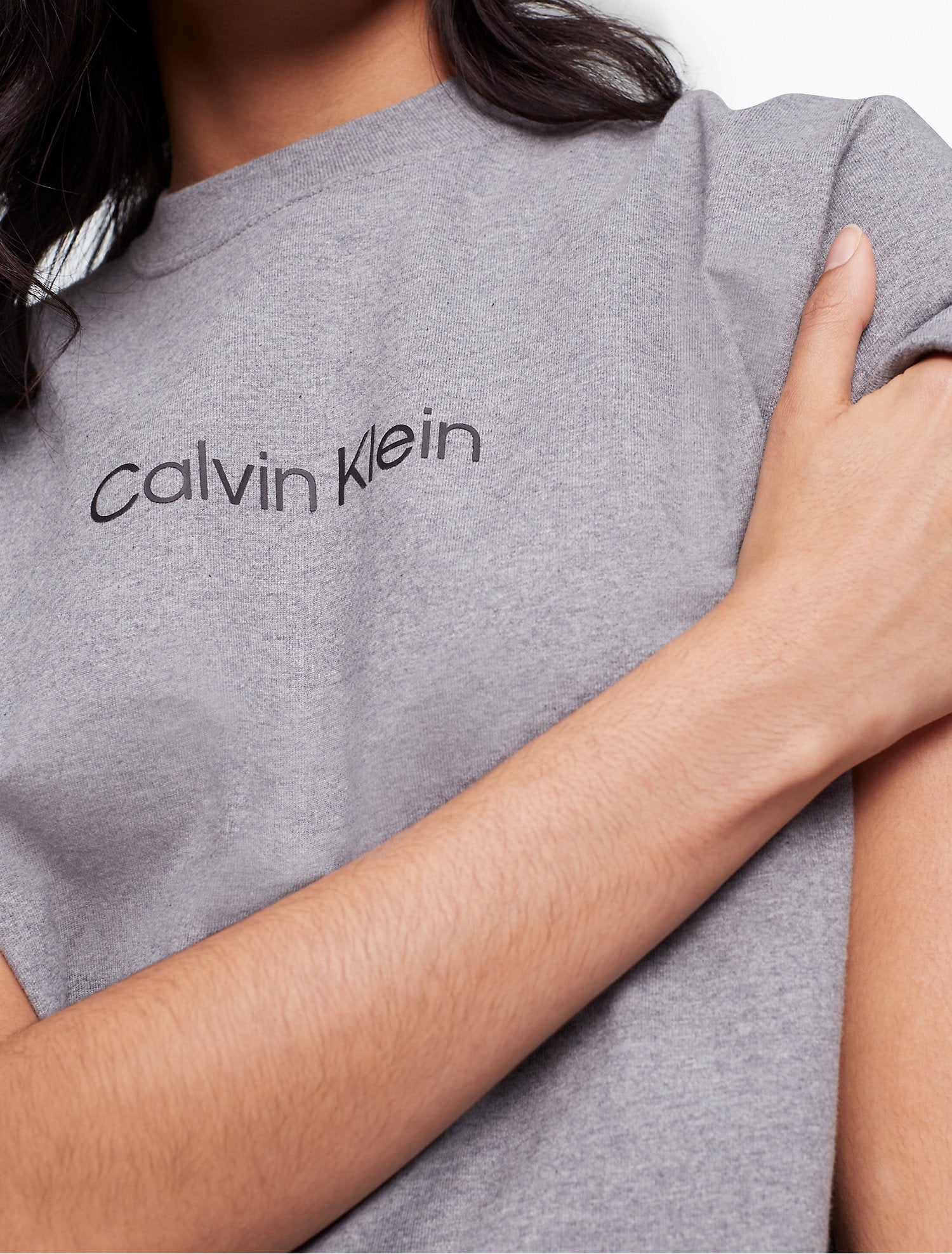 Calvin Klein Relaxed Fit Standard Logo Crewneck T-Shirt - Women
