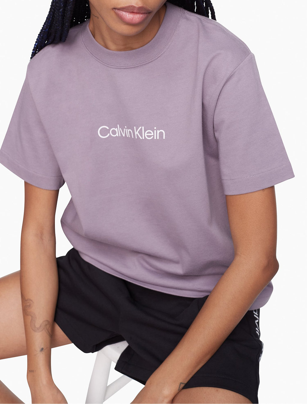Calvin Klein Relaxed Fit Standard Logo Crewneck T-Shirt - Women