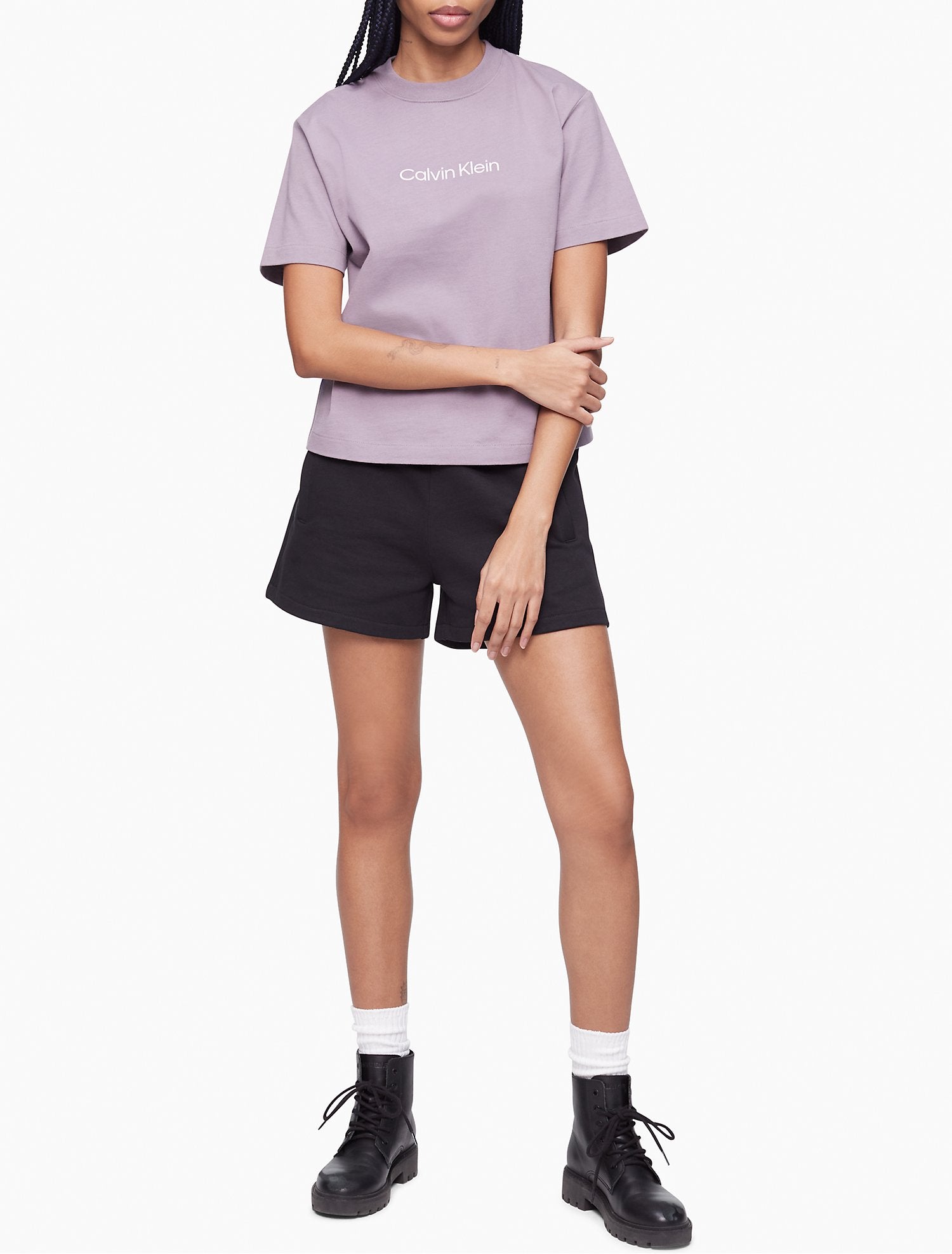 Tシャツ・カットソー ^ ^ Women's Relaxed Standard Logo Crewneck Short Calvin Klein Relaxed Fit Standard Logo Crewneck T-Shirt - Women