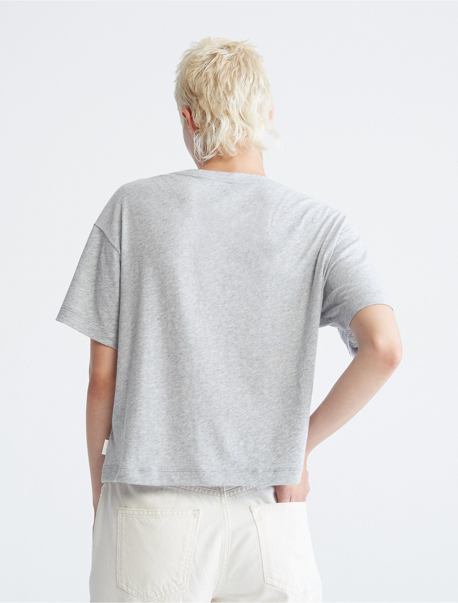Calvin Klein Compact Logo Boyfriend T-Shirt - Women