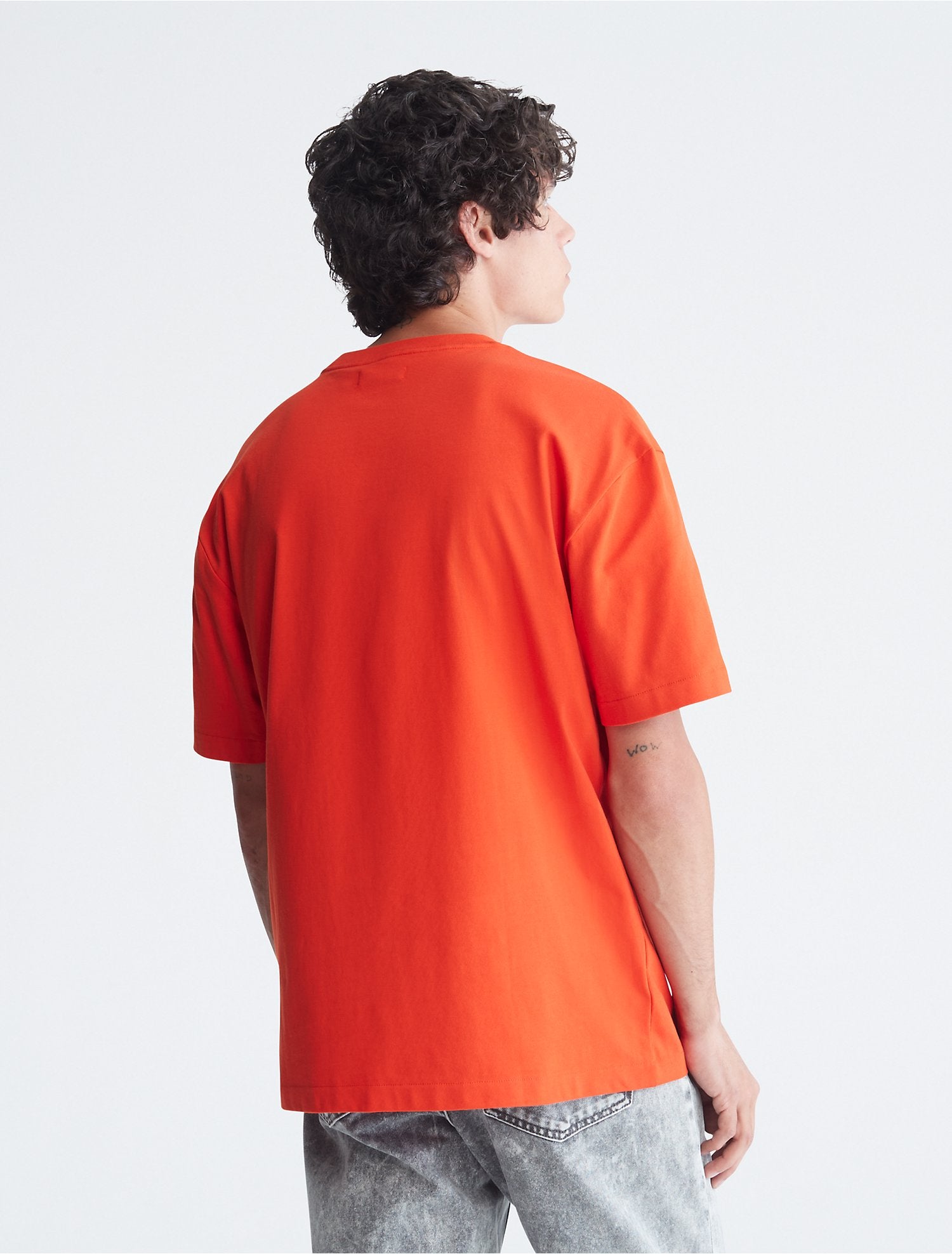 Calvin Klein Relaxed Fit Standard Logo Crewneck T-Shirt - Men